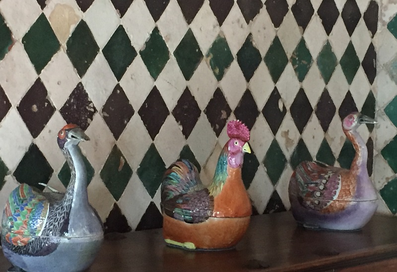 ceramic chickens in Portugal